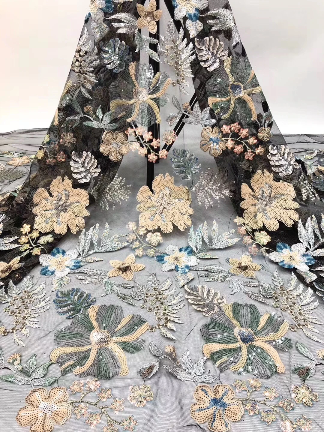 

African lace fabric French mesh 2021 high-quality African sequin lace fabric women's dress D36291