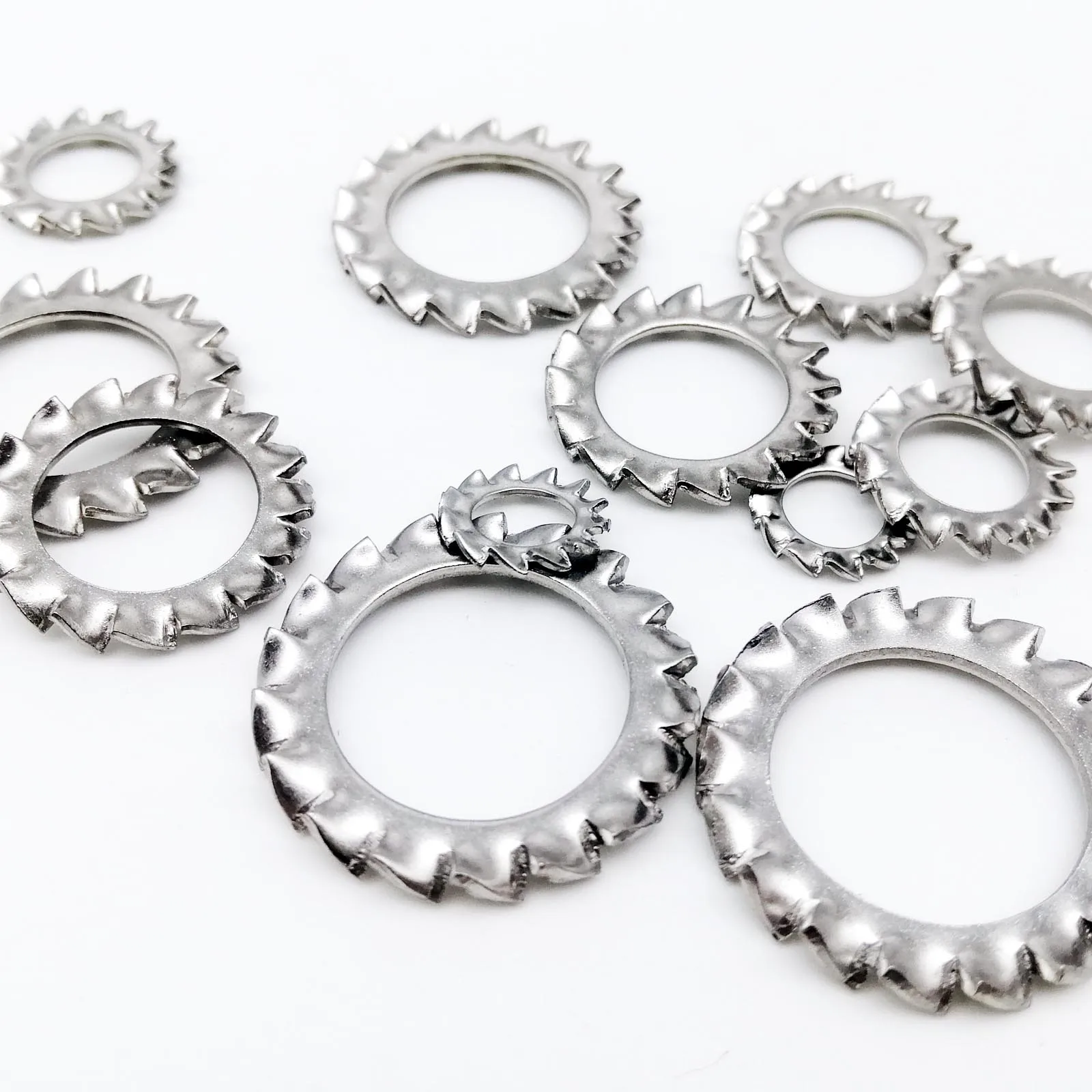 Stainless Steel Washers M2.5 M3 M4 M5 M6 M8 M10 M12 M14-M24 304 5/10/50pc External Toothed Serrated Lock Shakeproof Star Gasket stainless steel washers