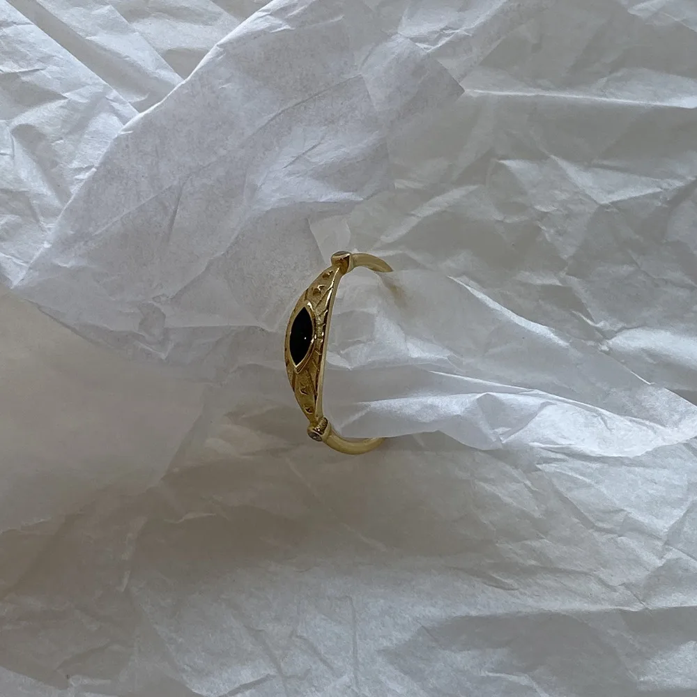 12913687971_699902395