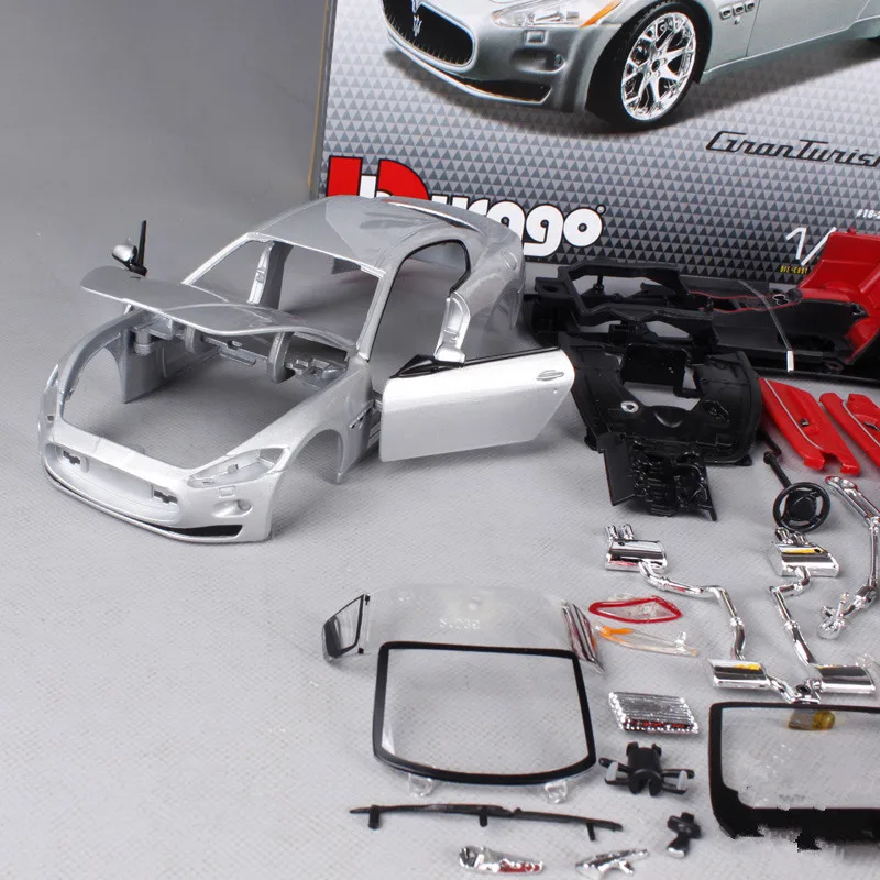 Bburago 1:24 Maserati Собранный производитель автомобиля Авторизованная литая модель машины образец прикладного искусства украшения Коллекция игрушек инструменты