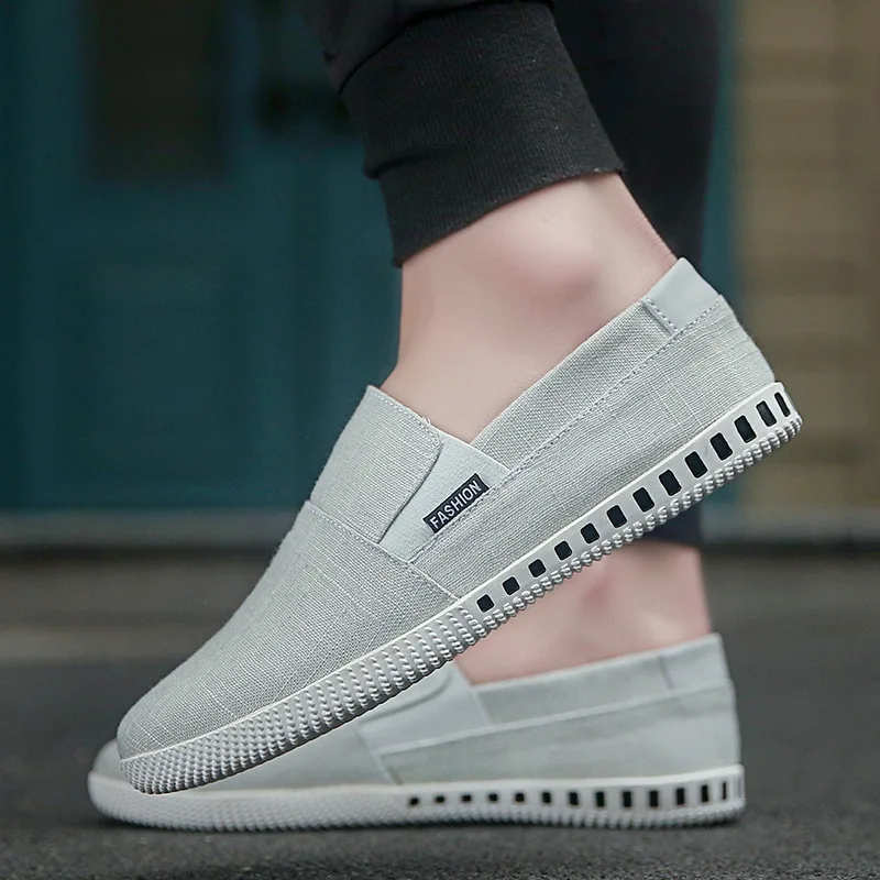 

Summer Breathable Men Shoes Trend Versatile Canvas Skate Shoes Slip-on Lazy Breathable Cloth Shoes Casual Slipper Sandals