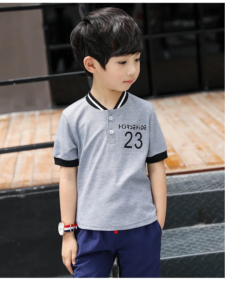 Детская летняя одежда футболка с короткими рукавами г. Новая Стильная летняя футболка из чистого хлопка с треугольным вырезом для мальчиков