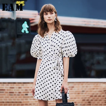 

[EAM] Dot Spliced Bow Bandage Temperament Women Dress New V-Neck Half Puff Sleeve Loose Fit Fashion Spring Summer 2020 JZ054