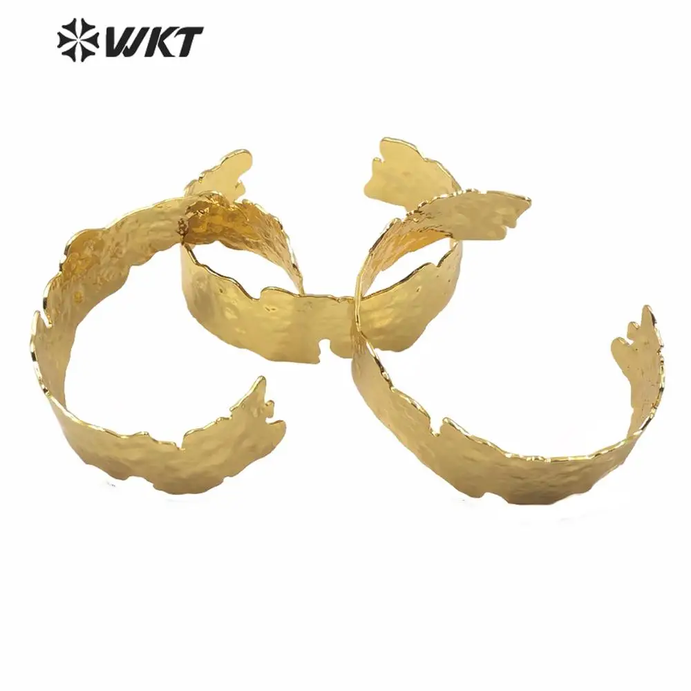 WT-B558 Big Size Bangle Irregular Width Design Hiphop Brass Bangle In Full Gold Plated Simple Style Women Jewelry Bangle 2