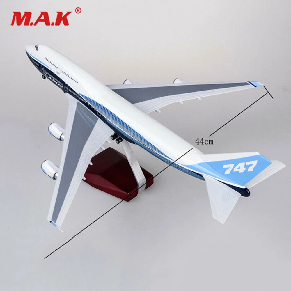 Запас 1/150 масштаб Airplane1/150 B747 Boeing 747-400 Модель самолета Реплика Смола 47 см длинная отлитая модель самолета Модель со светом