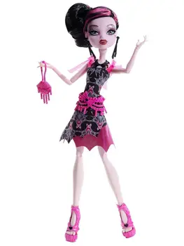 

Дракулаура - Страх! Камера! Мотор!