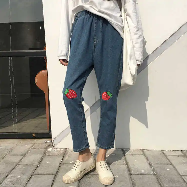 blue Neploe Harajuku Bf стильные женские джинсы, брюки с клубничной вышивкой, милые шаровары, весенние осенние штаны длиной до щиколотки 56999 - Цвет: blue