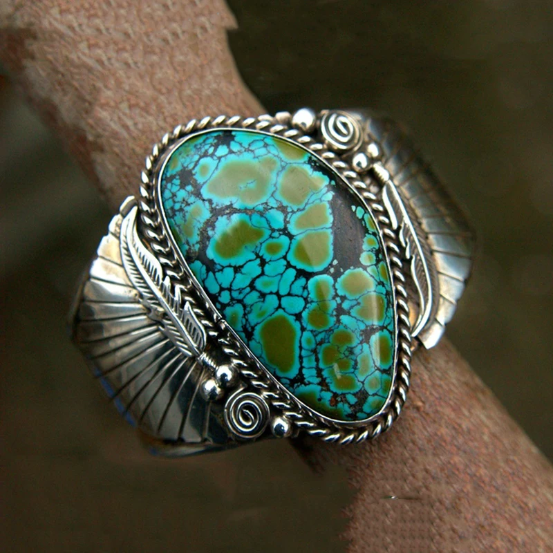 Модное винтажное кольцо с камнем синего цвета зеленого в богемном стиле для