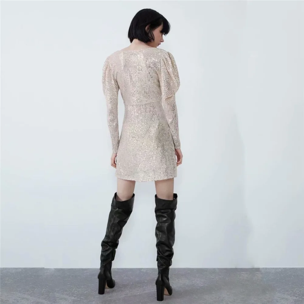 12627142125_576051690