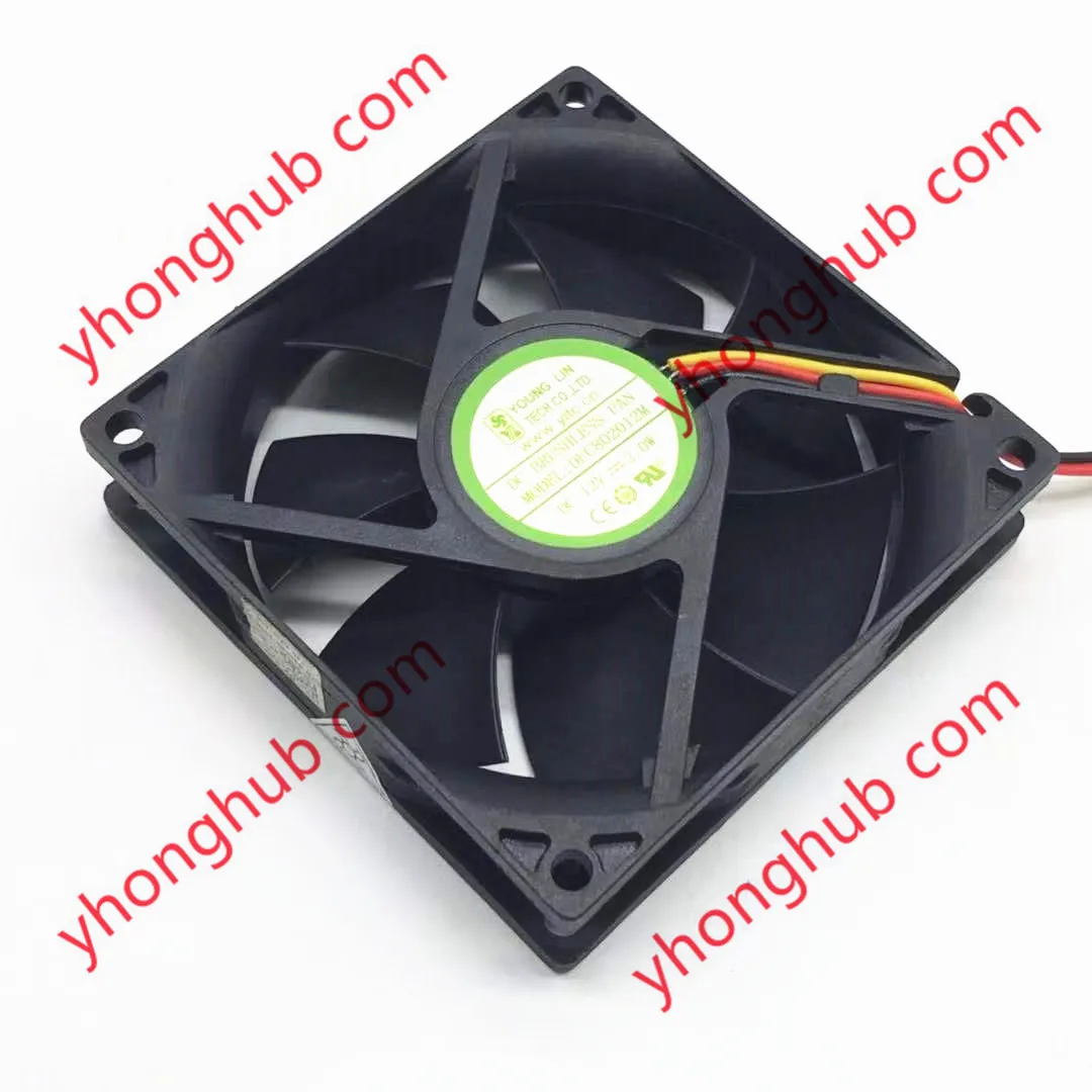 

Young Lin DFC802012M DC 12V 2W 80x80x20mm 3-wire Server Cooling Fan