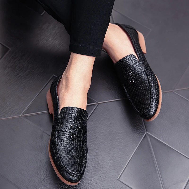 Fashion casual Shoes Loafers Men genuine Leather tassel Shoes Casual Breathable Business Shoes Zapatillas Hombre big size 47