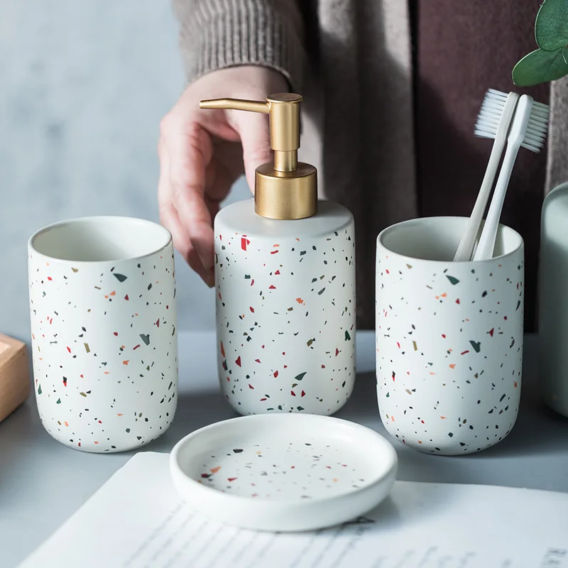 Bathroom Accessories Set Ceramic Wash Four-pieces Bathroom Supplies Decoration Hotel Club Suite Ceramics Soap Dispenser Toothbrush Holder