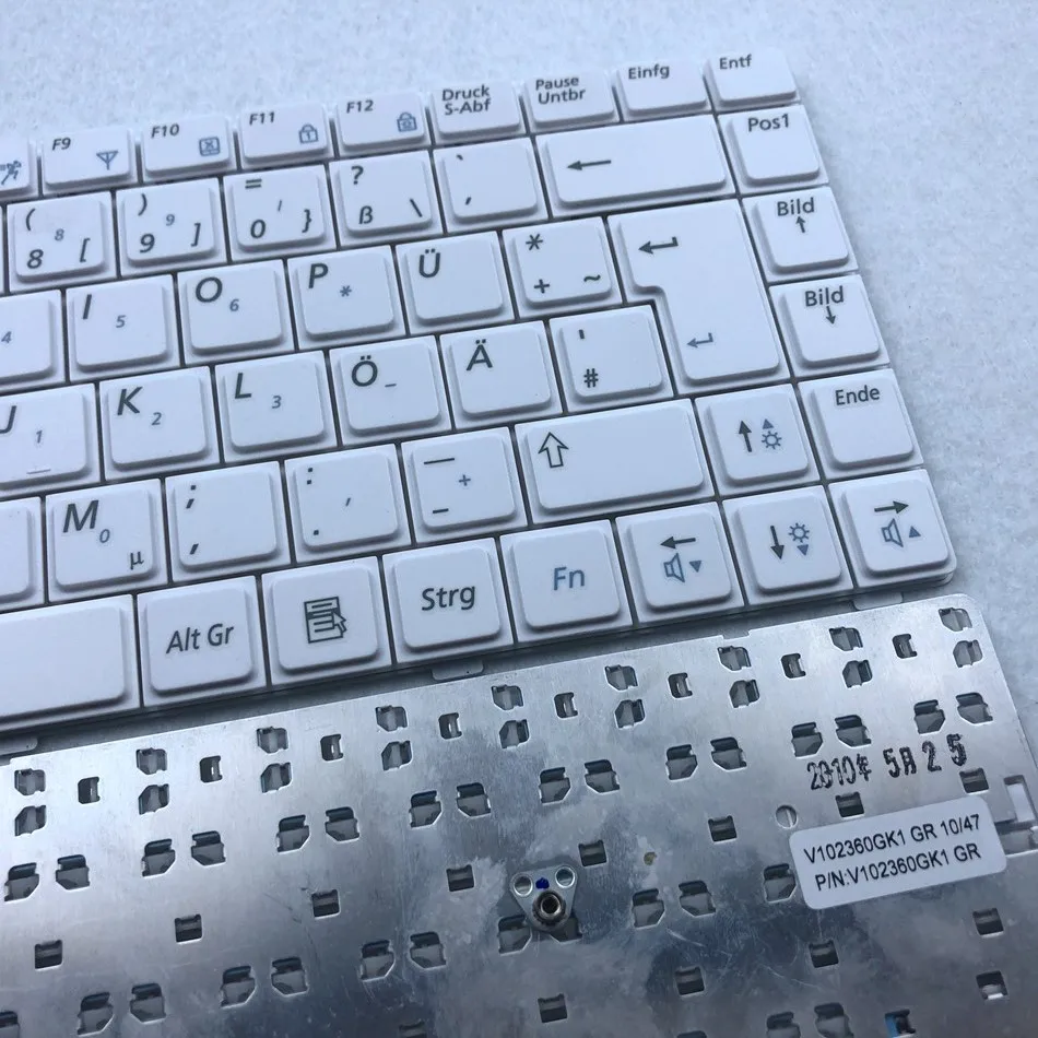 Немецкая клавиатура для ноутбука Samsung P428 P430 P467 R418 R420 R423 R425 R428 R429 R430 R431 R439 R440 R463 R464