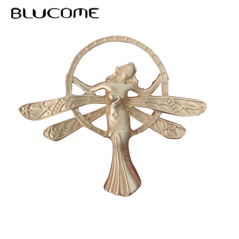 

Blucome Baroque Gold Matte Metal Figure Angle Wings Brooches For Women Girl Vintage Imitation Pearl Brooch Hijab Pin Accessories