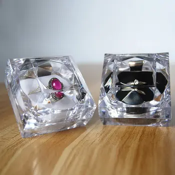 

Fashion Delicate Earrings Ring Storage Box Transparent Acrylic Blocked Ornaments Case Wedding Rings Jewelry Boxes NOV99