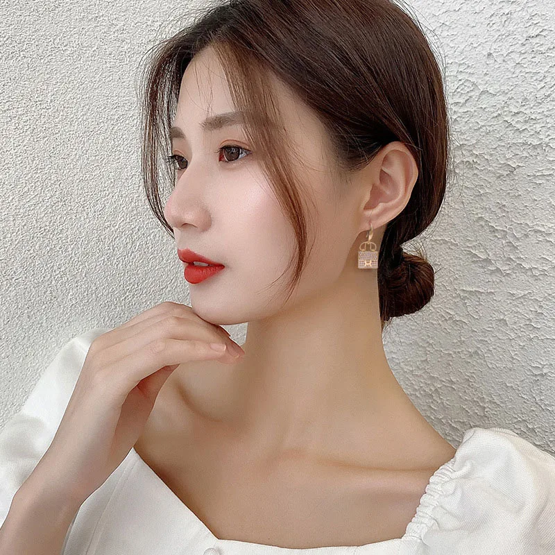 Luxury Cubic Zirconia Pendant Earrings Woman High Fashion Crystal Korean Earrings Anniversary Gift Jewelry for Girls