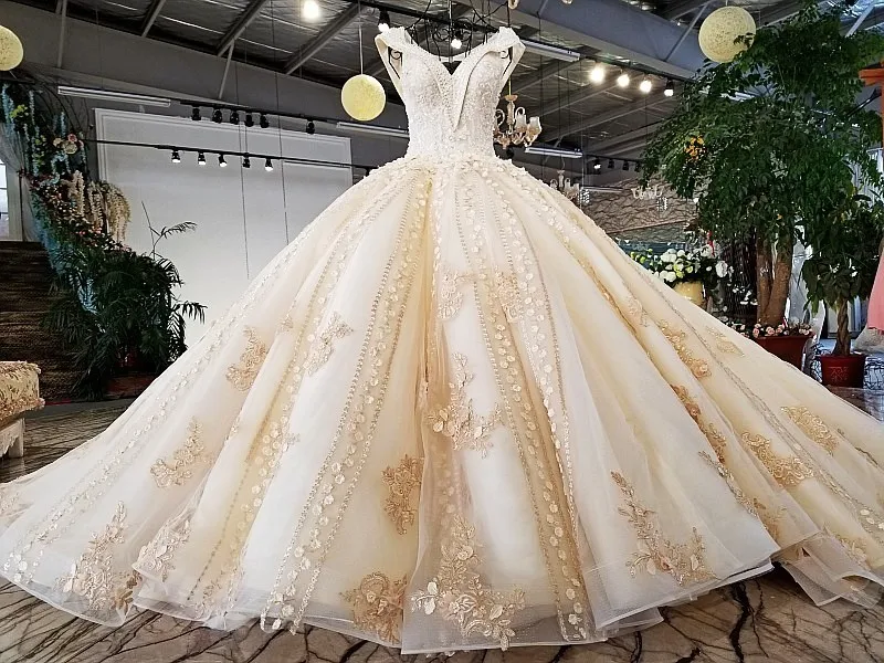 Новинка, большая юбка с открытой спиной, дизайн, свадебное платье с v-образным вырезом и коротким рукавом, бальное платье, свадебное платье