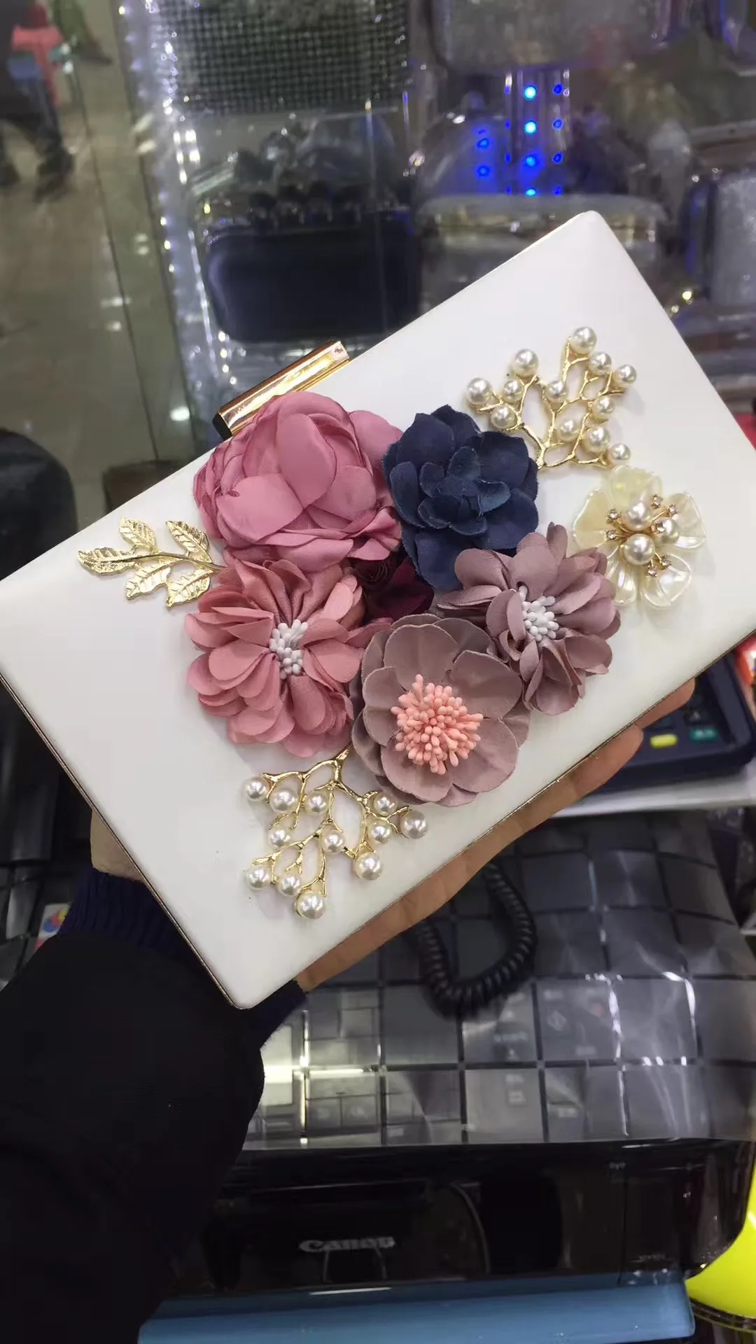 

Fashion Stereo Flower Evening Bag Pearl Silk Flowers Handbag Slung Chain WOMEN'S Bag Bride Handbag