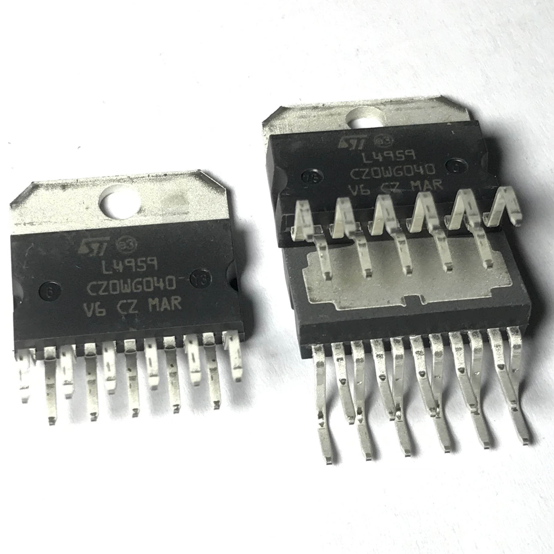 L4959 ZIP-11P совершенно аппарат не Привязанный к оператору сотовой связи 10 шт./лот