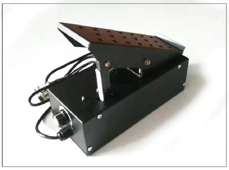 

TIG Welding Foot Pedal Remote Current Controller 2pins 3pins Air Socket 1.8m Wire For TIG Pulse AC DC Inverter Welding Machine