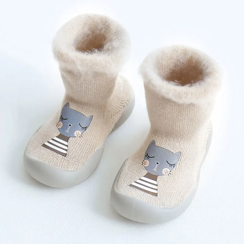 Осенне-зимние утепленные бархатные Мягкие прогулочные носки для маленьких мальчиков и девочек носки средней длины с резиновой подошвой детские носки - Цвет: khaki Cat