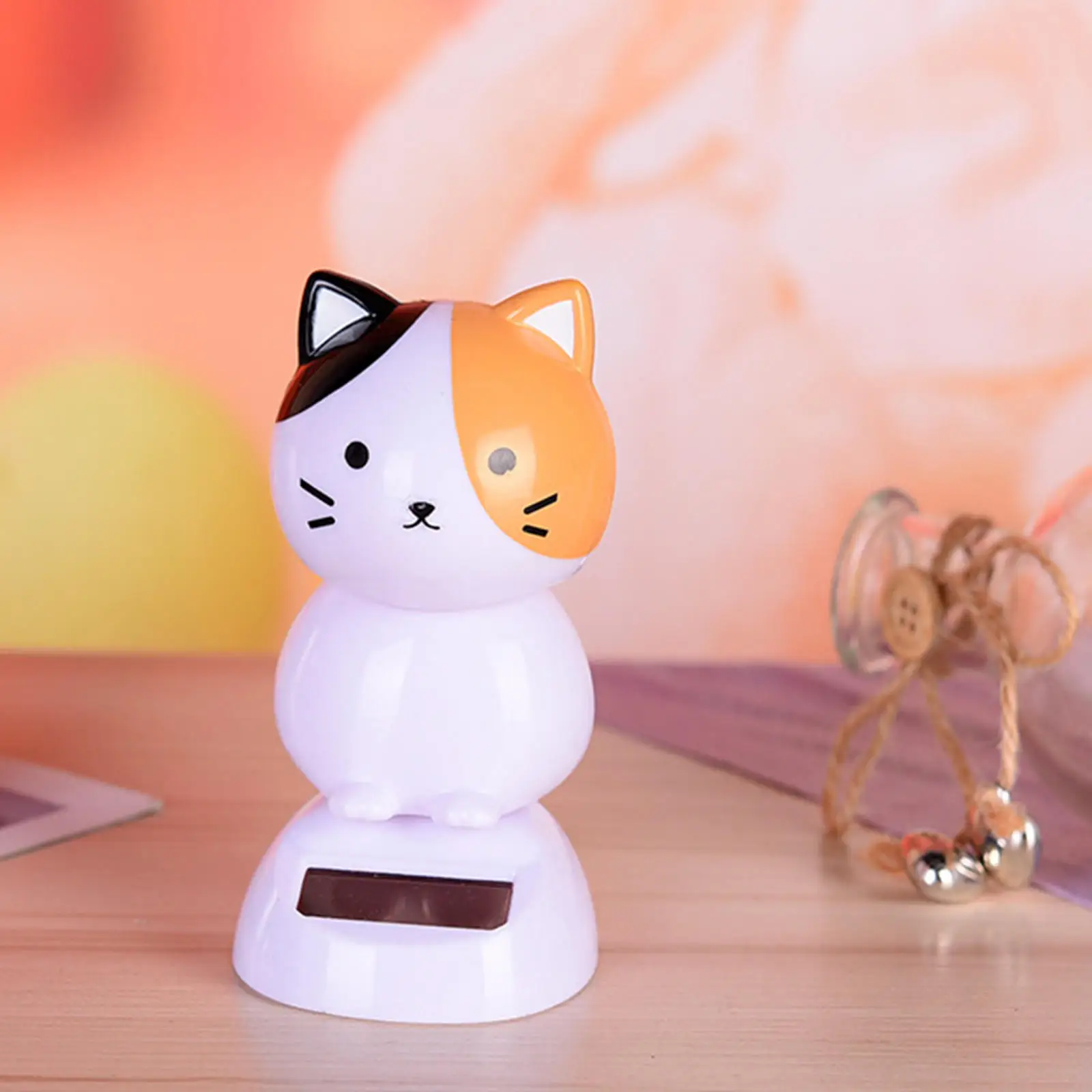 Solar Powered Bobblehead Plastic Automatic Cat Shape Swing No Battery Required for Dashboard Home Kids