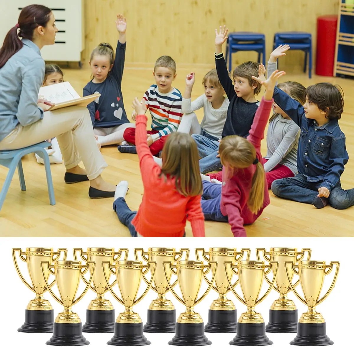 Award Medals 10/12/24pcs Achievement Prize Award Kids Bulk Small Audlt Audlt Kids Mini Award Trophys Decor Plastic Reward