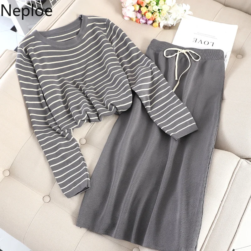 

Neploe Knit Women Set O Neck Loose Short Striped Sweater + High Waist Hip Straight Skirt Autumn Winter Conjuntos De Mujer 46387