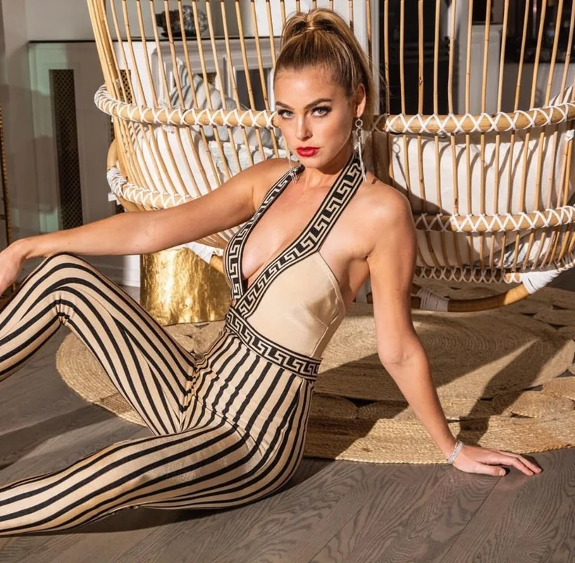 

Casual Jumpsuit 2019 Summer Gallus V-neck Jacquard Weave Bodycon Stretch Bandage High Quality apricot Plait Women Jumpsuits