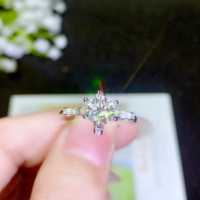 Классическое кольцо с хрустящим муасанитом, драгоценным камнем, хорошее ювелирное изделие, серебро 925 пробы, 1 карат, Круглый драгоценный камень, обручальное кольцо, подарок для девочки на свадьбу