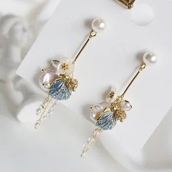 

2020 New fashion joker pearl flowers Women earrings long sweet contracted metal shell modelling Drop earrings Jewelry