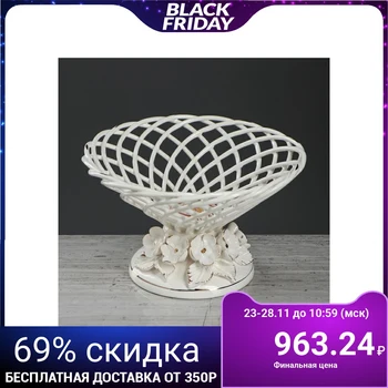 

Candy bowl "Martinka on a leg" white molding