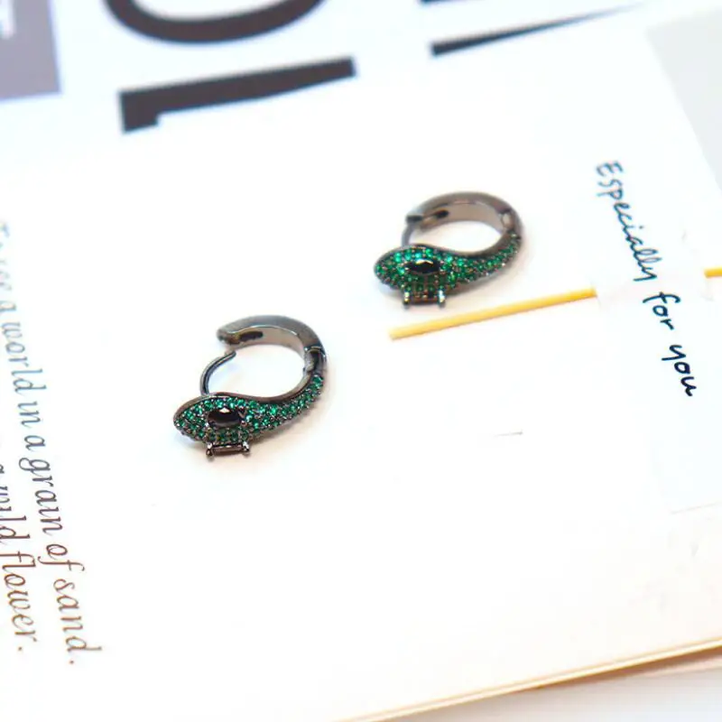 Новинка, уникальный дизайн, ювелирное изделие, маленькие цветные серьги-кольца в форме змеи с кубическим цирконием, милые модные серьги для женщин - Окраска металла: Green