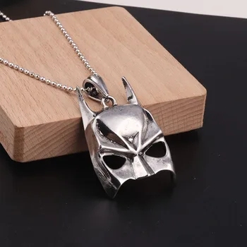 

Men's Batman Mask Charm Mini Men's European and American Style Punk Pop Anime Accessories Boyfriend Gift