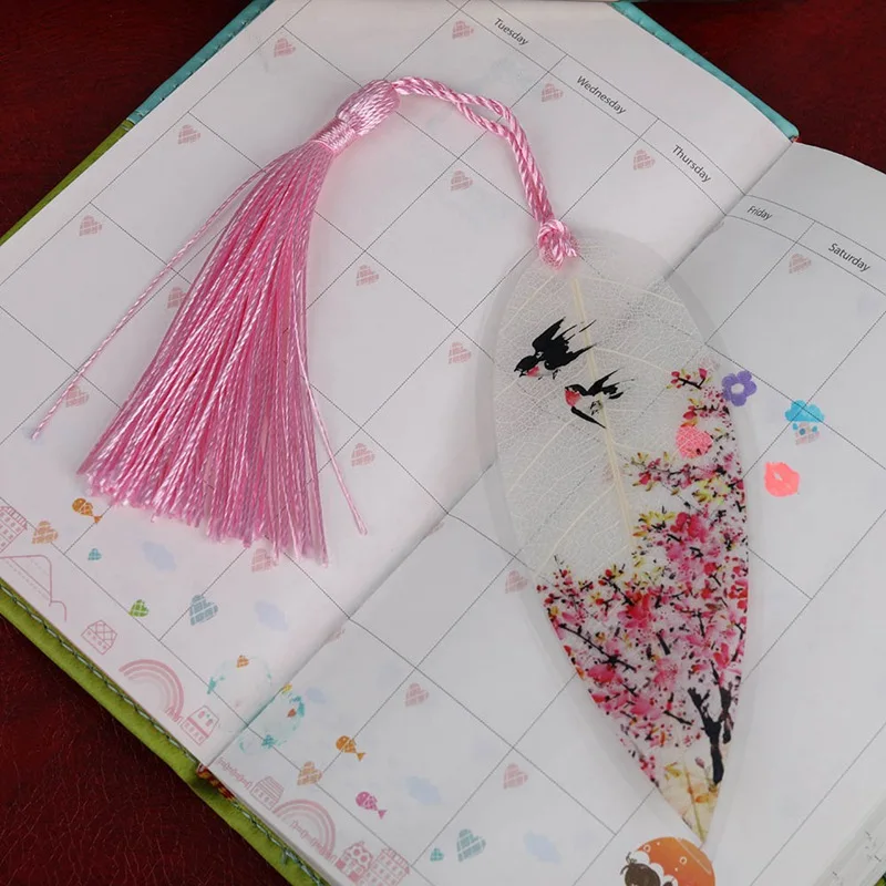 

1pc Cute Classical Creative tassel Bookmark Chinese wind natural Collectibles leaves vein Bookmarks Creative Stationery