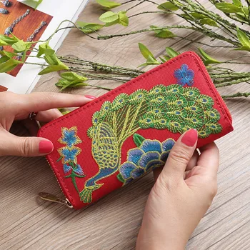 

New Ladies Long Style Ethnic Wallet Ladies Single Pull Handbag Embroidered Peacock Card Holder Long Mobile Wallet