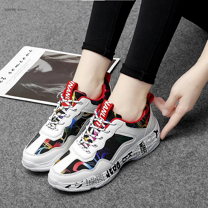 Sneakers Women Spring Woman Casual Fashion Shoes Size 35-43 Graffiti Ladies Vulcanized Shoes White Sneakers Lover Shoes
