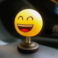 Милые игрушки с качающейся головкой, украшение для приборной панели автомобиля, автомобильные украшения, игрушки с качающейся головой, забавный настольный декор, аксессуары для интерьера автомобиля