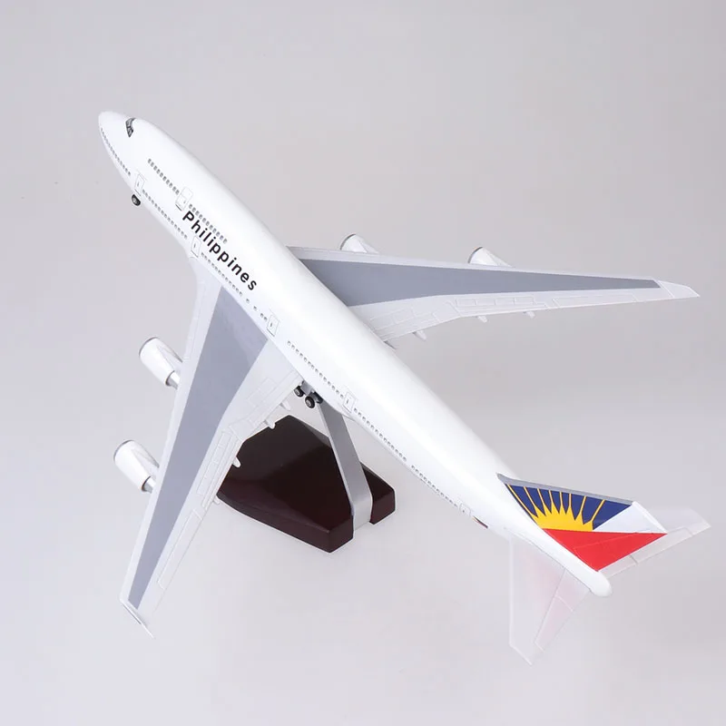 47 см модель Boeing 747 B747, филиппинские авиалинии с шасси, колесами, фонариками, полимерный самолет, модель самолета, детская коллекционная игрушка