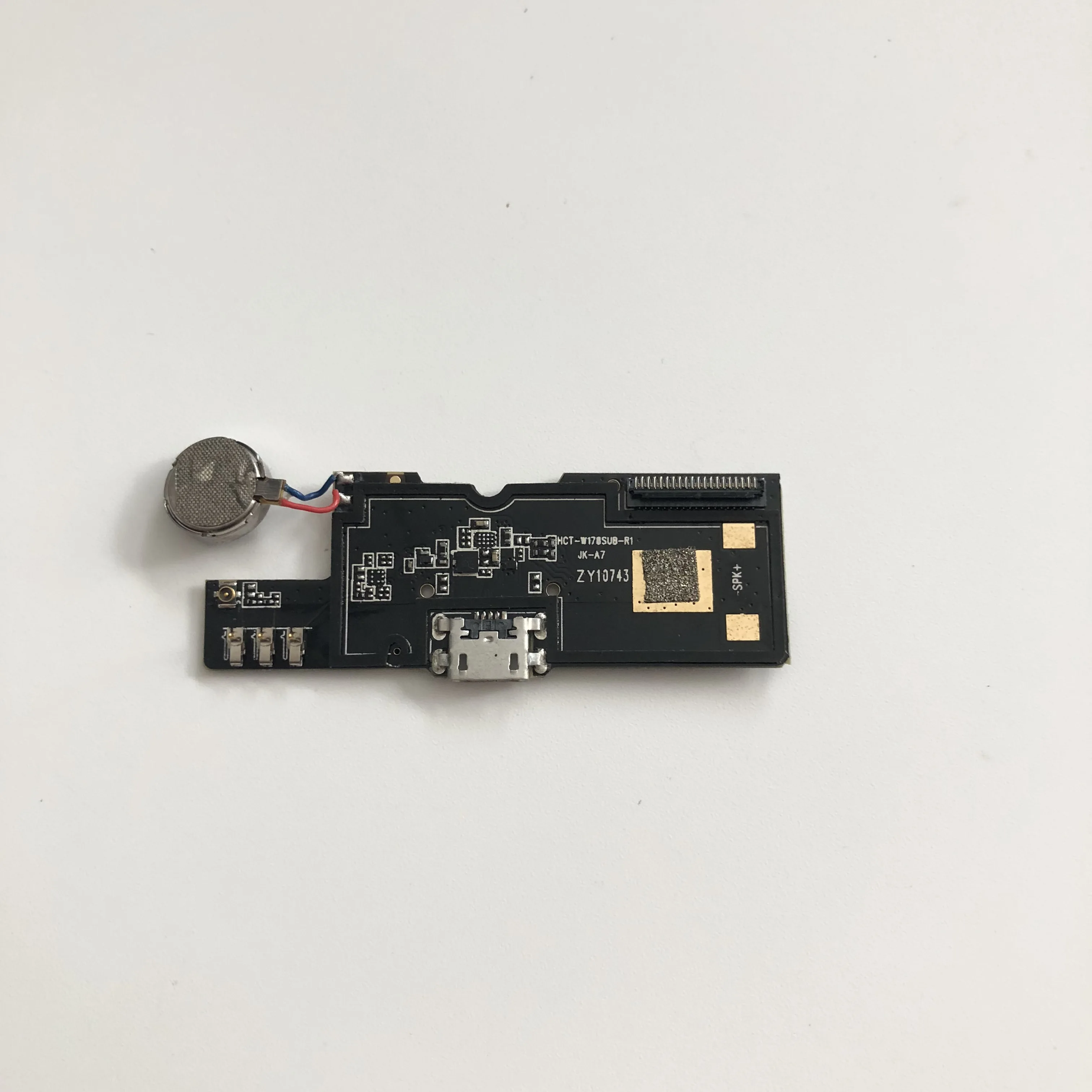 

Blackview A7 Original Used USB Plug Charge Board + Vibration Motor For Blackview A7 MTK6737 5.0" 1280x720 Smartphone