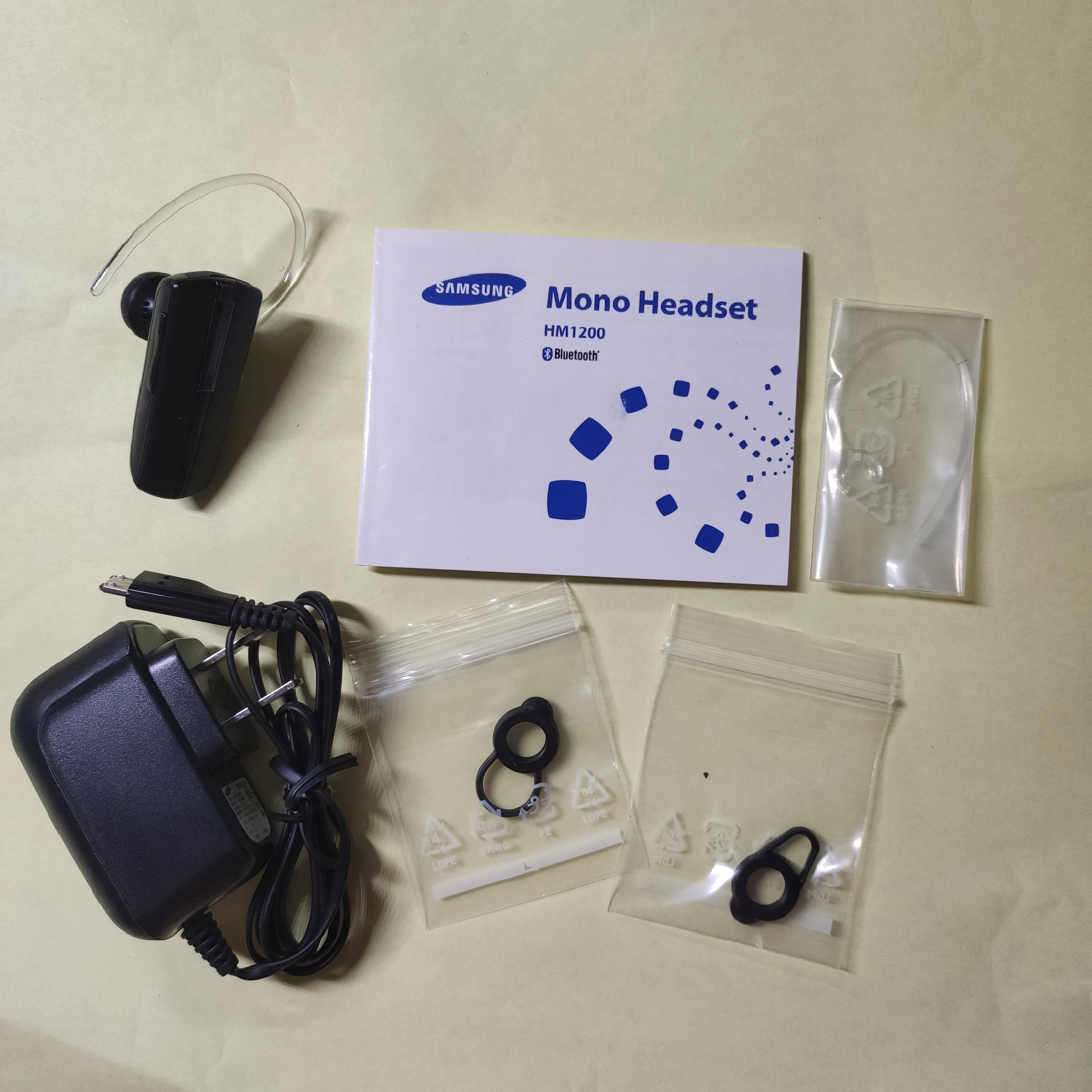 Earphone Nirkabel SAMSUNG HM1200 Asli 