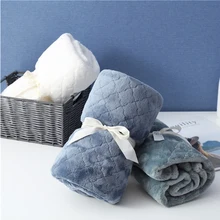 

Blankets Children Flannel Infant Swaddle Plum Grid Solid Color Wrap Soft Thermal Stroller Blankets For Newborn Baby Bedding