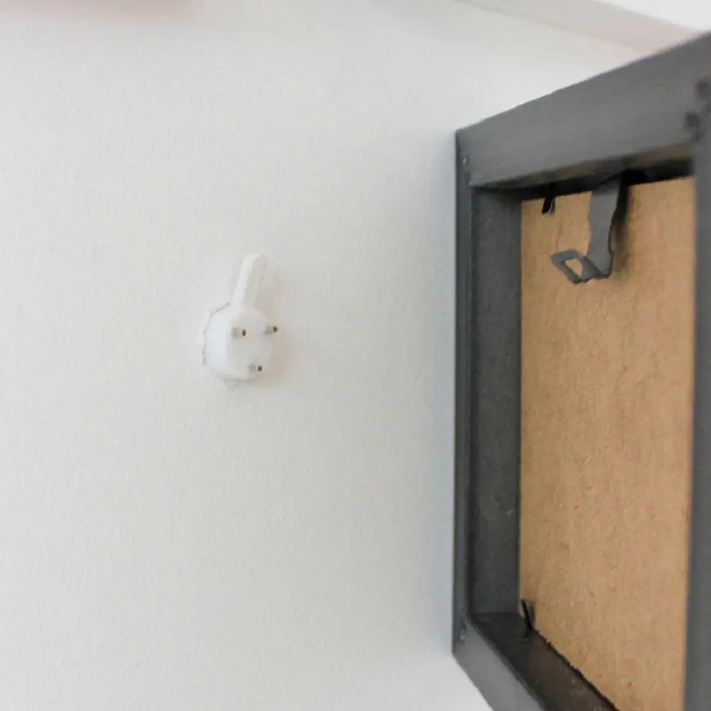 100pcs/set White Painting Photo Invisible Nail Plastic Hanging