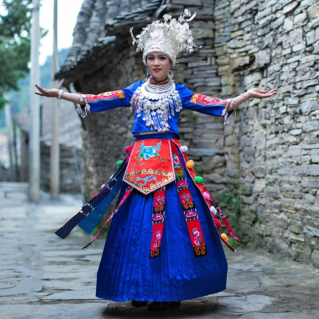 モン族の服中国の伝統的な服スリム見事な衣装民族衣装女性ドレスmiao ...