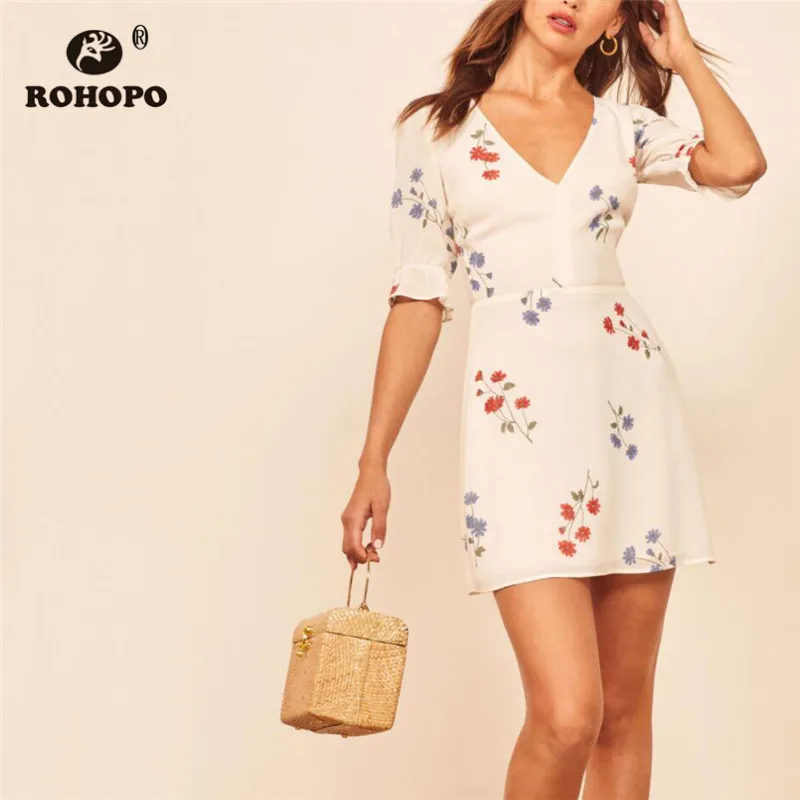 

ROHOPO Butterfly Short Sleeve V Collar Floral White Mini Dress Back Hollow Out Double Layers pearl Buttons Elegant Vestido #H225