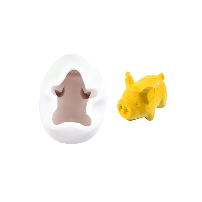 Cute Pig Candle Silicone Mold DIY Handmade Ornaments Plaster Candle Jewelry Kids Toys Key Chain Fondant Mould Bakeware