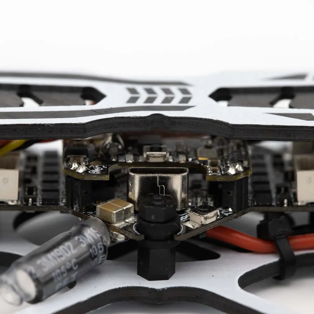 Горячая Фристайл 115 мм 2,5 дюймов F4 5A ESC FPV гоночный Радиоуправляемый Дрон Mirco открытый гоночный самолет BNF версия