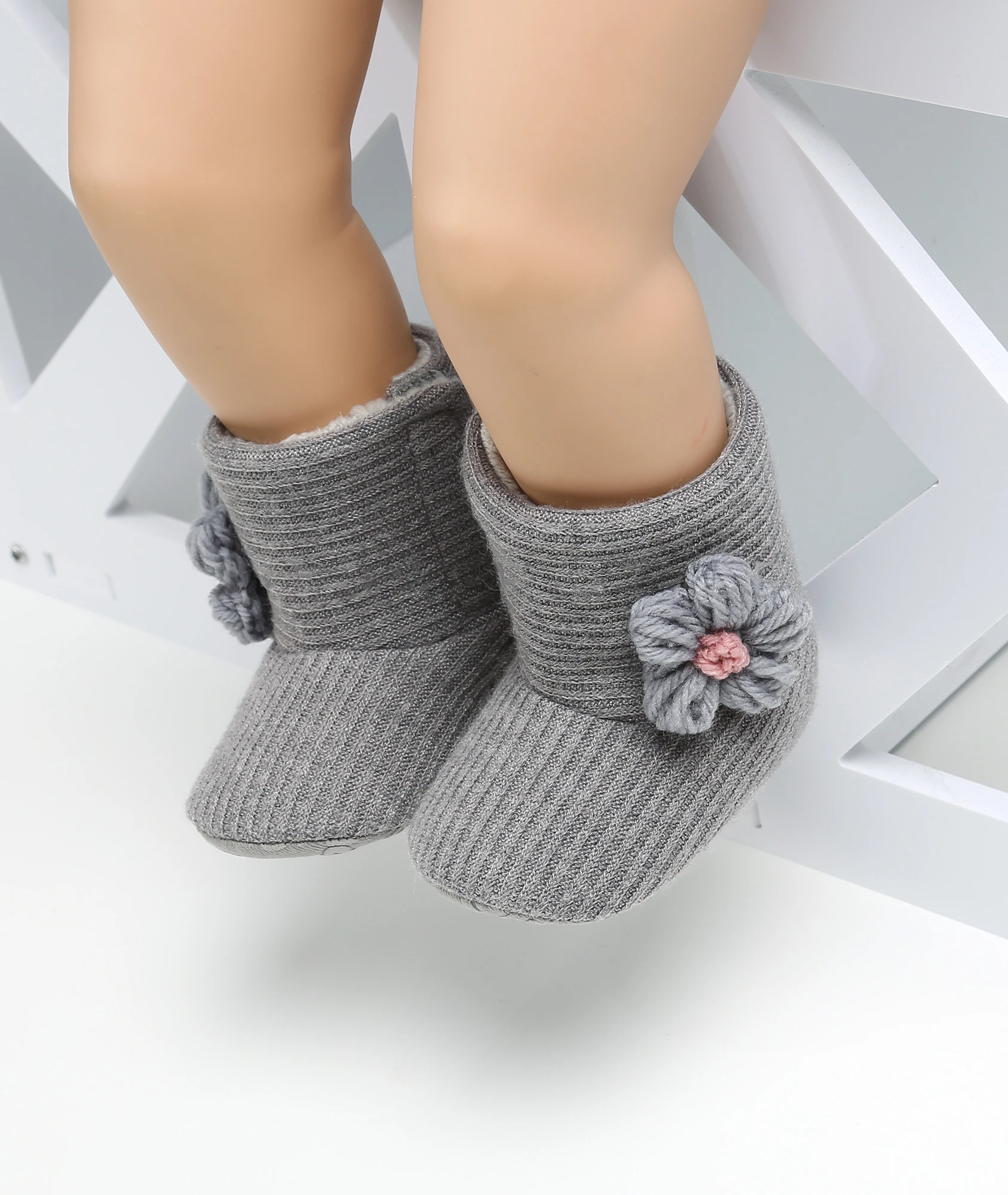 Теплые зимние сапоги для маленьких девочек 0-18 месяцев; Мягкие флисовые ботинки для новорожденных