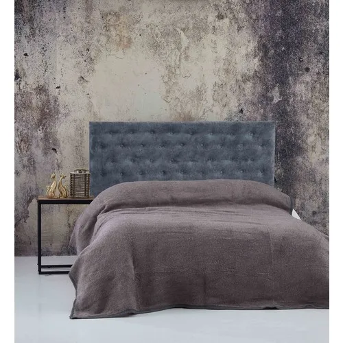 

Meri Rose Gray Wool Butler Blankets