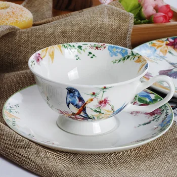 

Europe Ceramic Bone China Coffee Set Cup and Saucer Spoon Kit Hand Painted Cuckoo Bird Flower Pattern Black Tea Mug Bb50